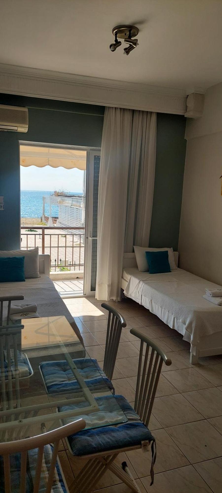 Seaside Studios Paralia Dionysiou Esterno foto